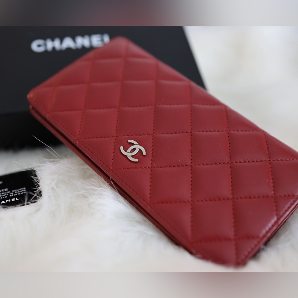 CHANEL Leather Wallet
